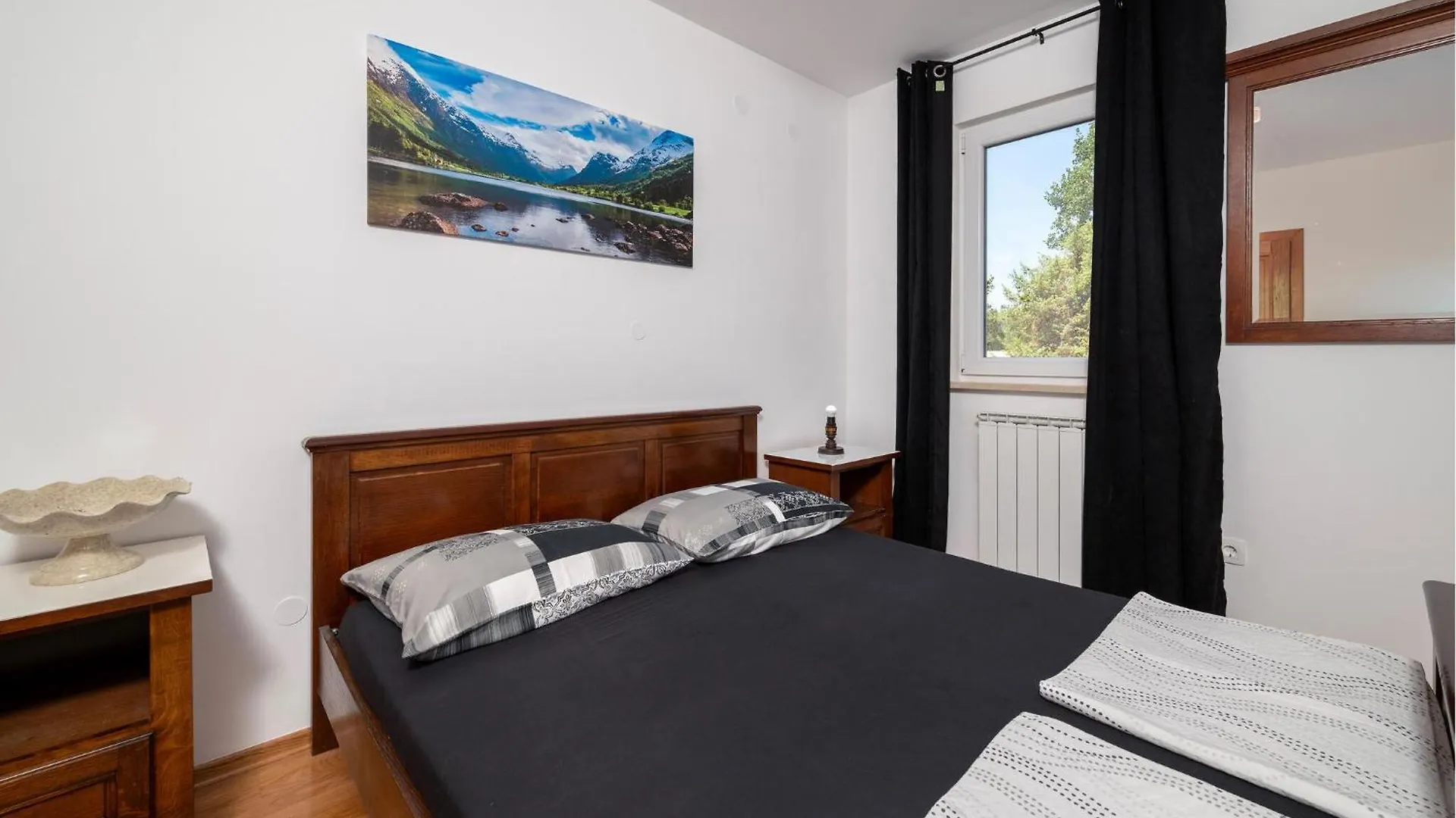 Awesome Apartment In Medulin With Kitchen Chorvatsko