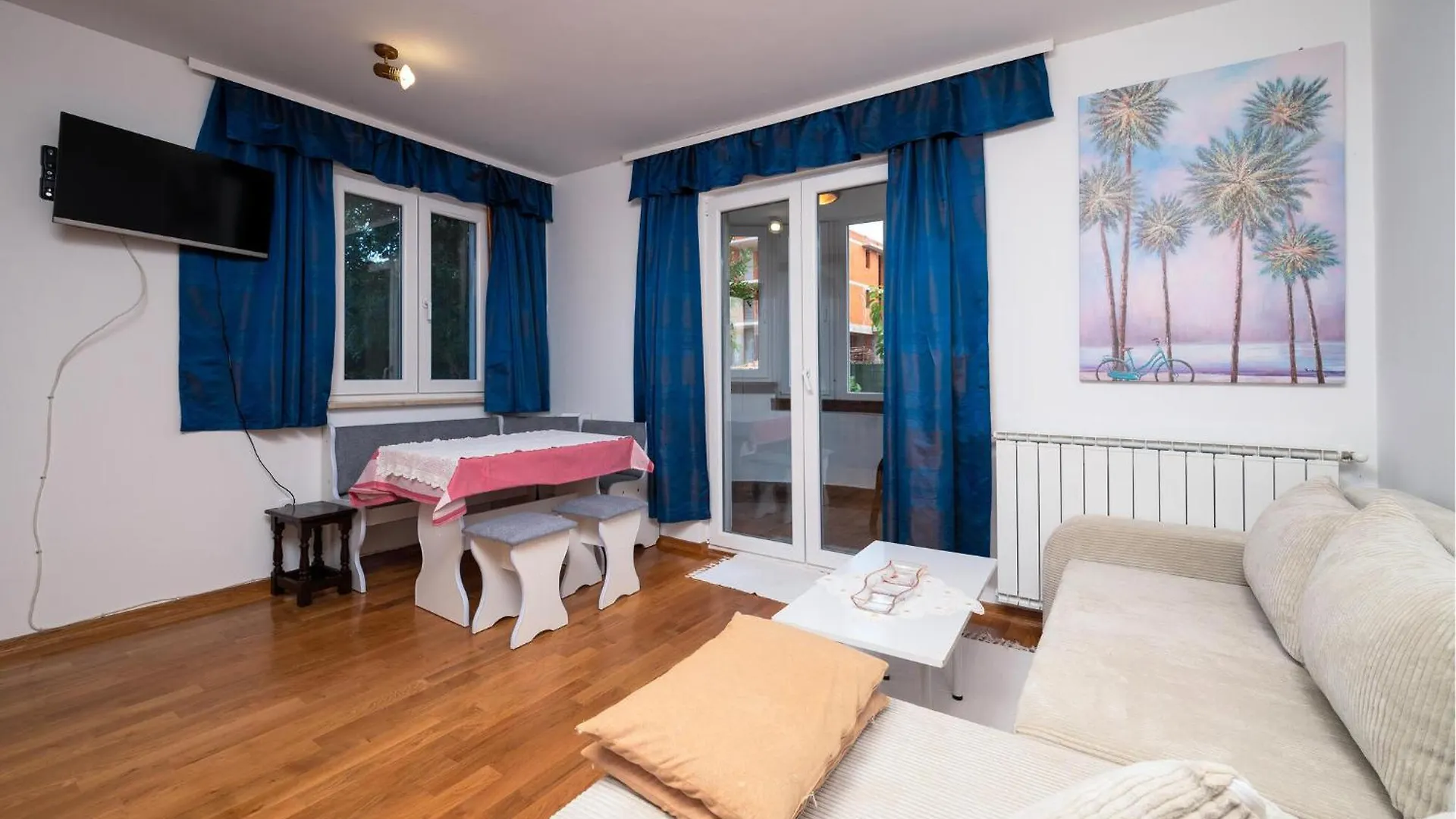 Awesome Apartment In Medulin With Kitchen Chorvatsko